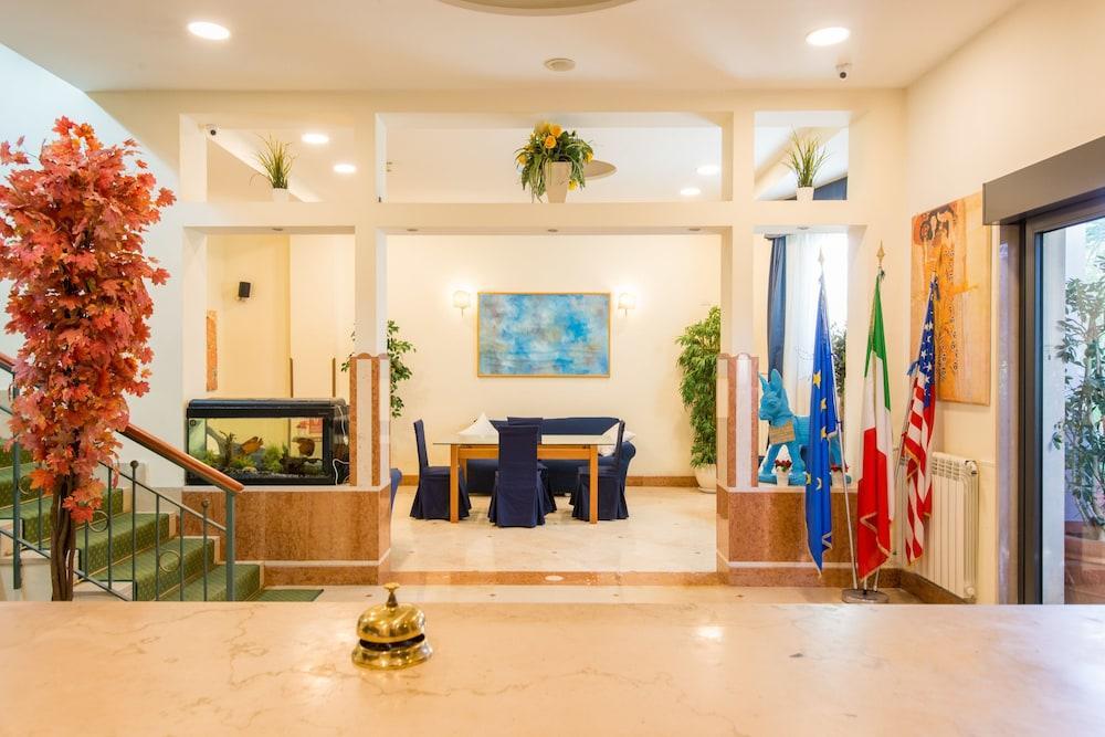 Hotel San Paolo Napels Buitenkant foto
