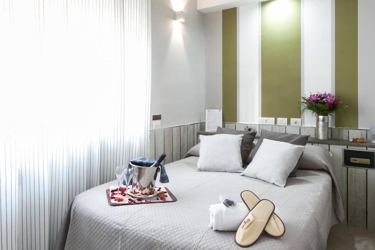 Hotel San Paolo Napels Buitenkant foto