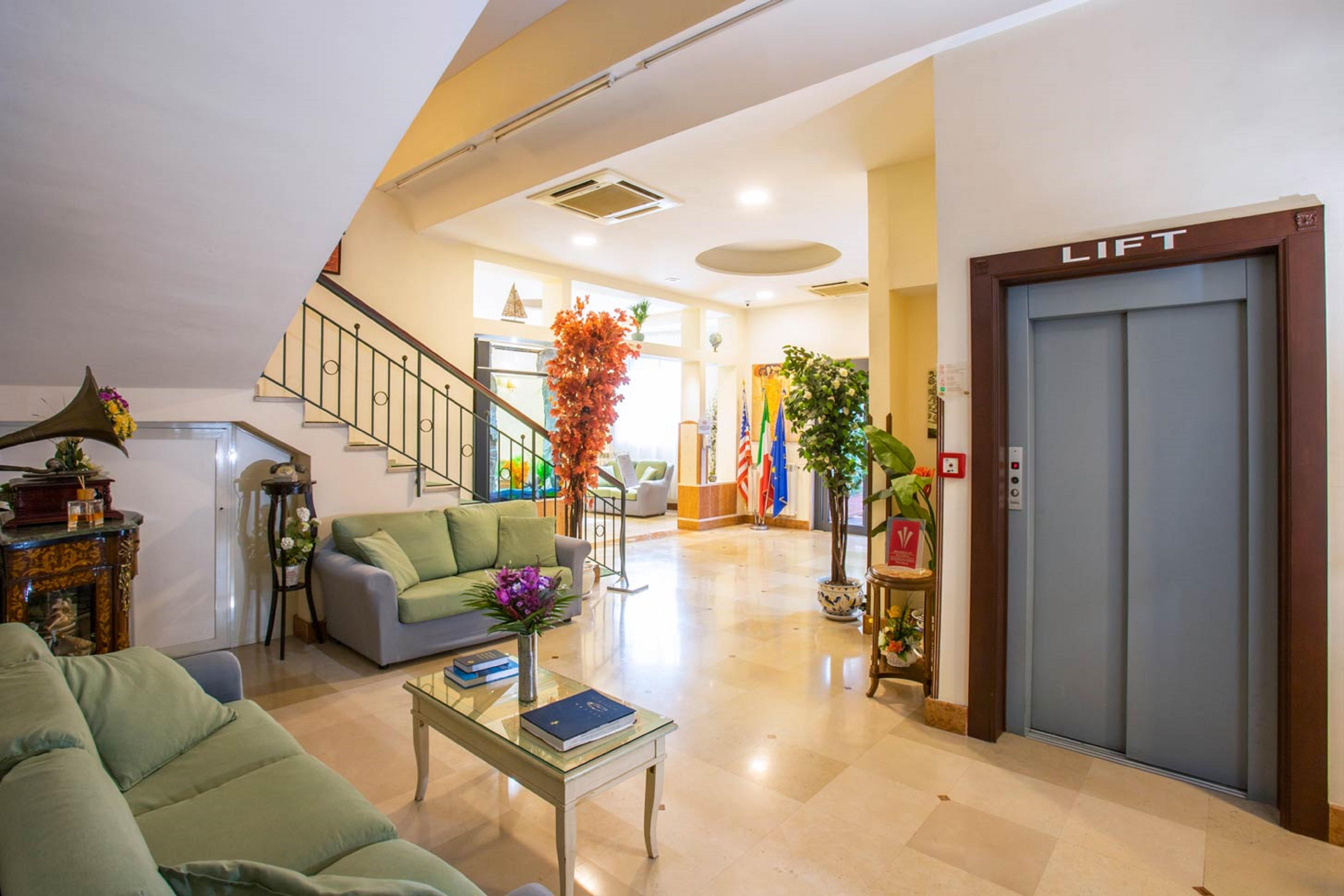 Hotel San Paolo Napels Buitenkant foto
