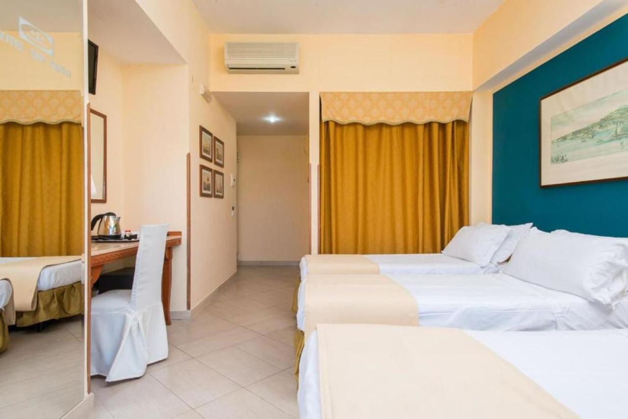 Hotel San Paolo Napels Buitenkant foto