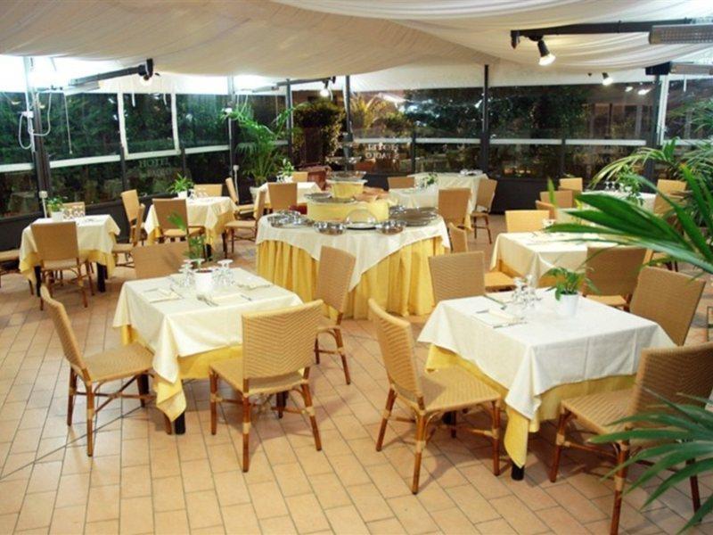 Hotel San Paolo Napels Buitenkant foto